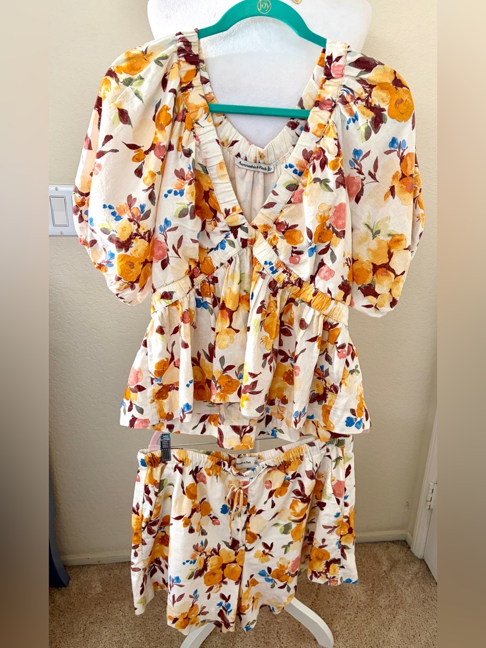 Abercrombie & Fitch Cream Floral Shorts Set with Yellow, Blue and Brown Accents
